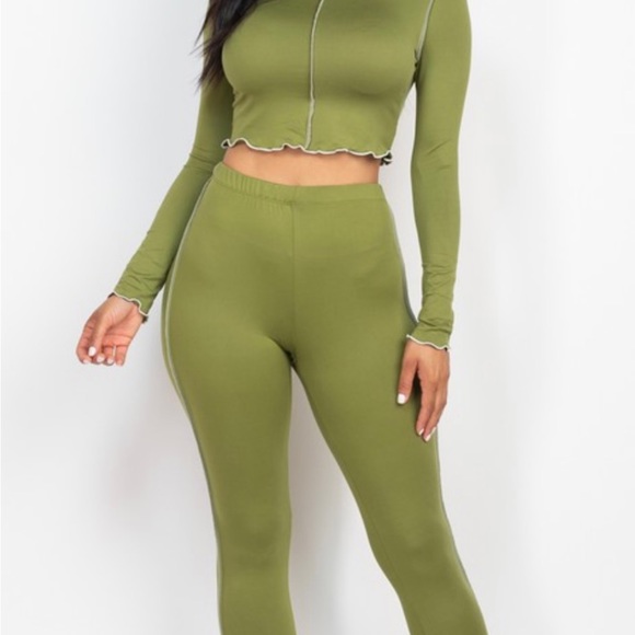 Leggings and crop top set - Picture 6 of 8